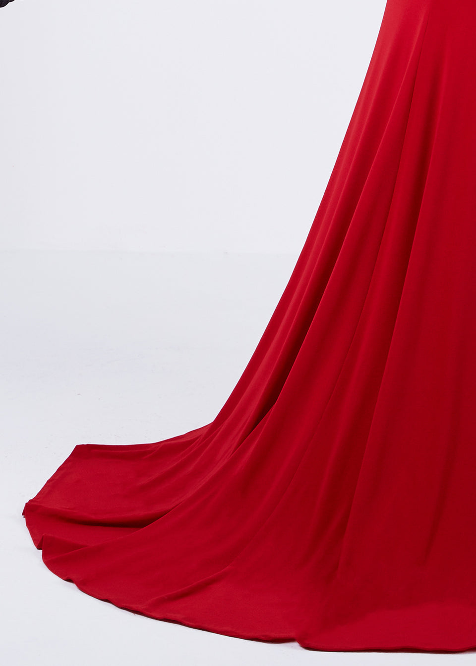 vestido-rojo-largo-con-escote